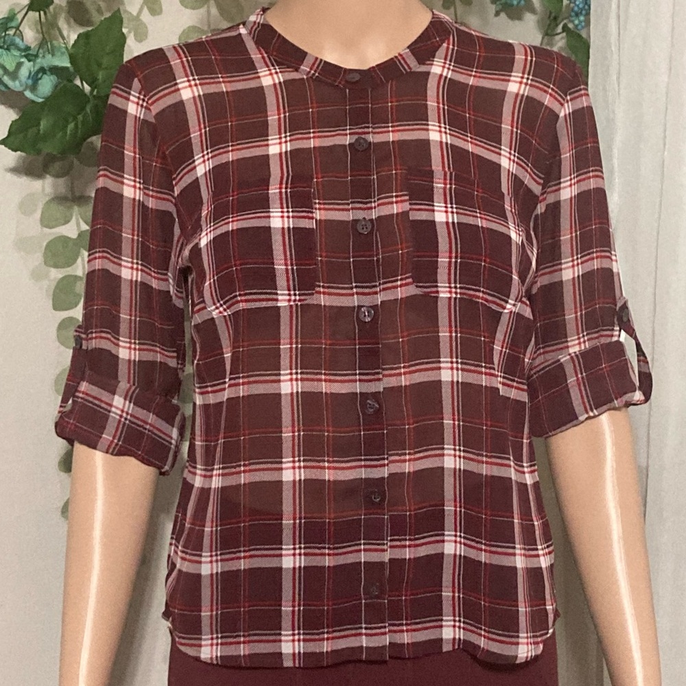 💎 Sz XS Plaid Roll Sleeve Top